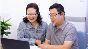 中智益健骨传导智能听力眼镜加盟市场如何？加盟智能硬件赚钱吗？