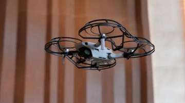 大疆Mavic Mini试飞评测：无需实名登记，无人机入门首选！
