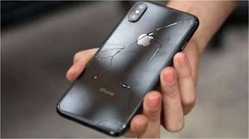 为什么iPhone X换屏幕比iPhone 6 贵10倍？-燚智能硬件开发周教授