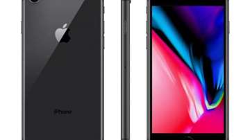 iPhone SE2即将发布、TCL推出Palm小手机，喜欢小尺寸手机的有福了！